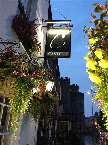Y Castell Hotel Caernarfon Exterior photo